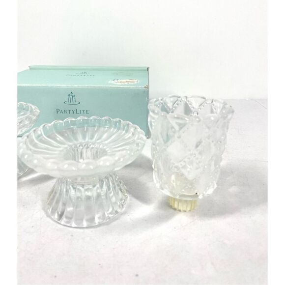 Vintage Partylite Quilted Crystal Pair Votive Candle Holders Set of 2 NIB - Picture 2 of 3